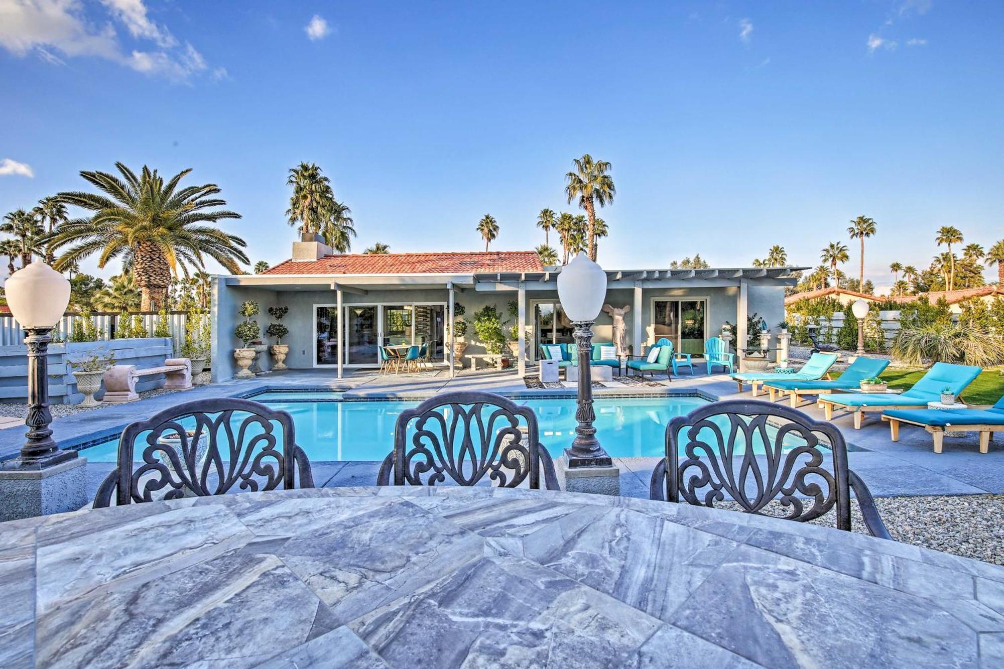Pet-Friendly Palm Springs Escape With Heated Pool! Villa Bagian luar foto